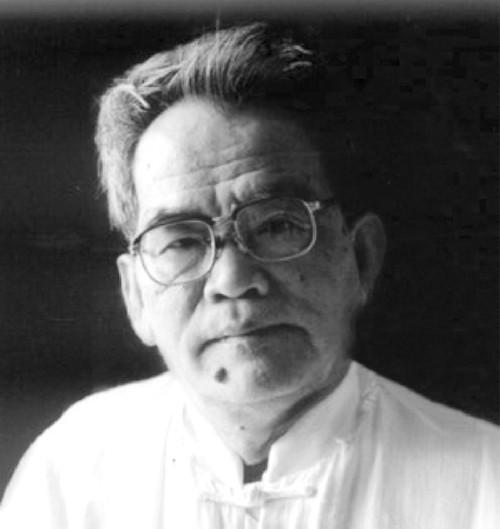 Hoàng Phủ Ngọc Tường - người thổi hồn vào ký - 1